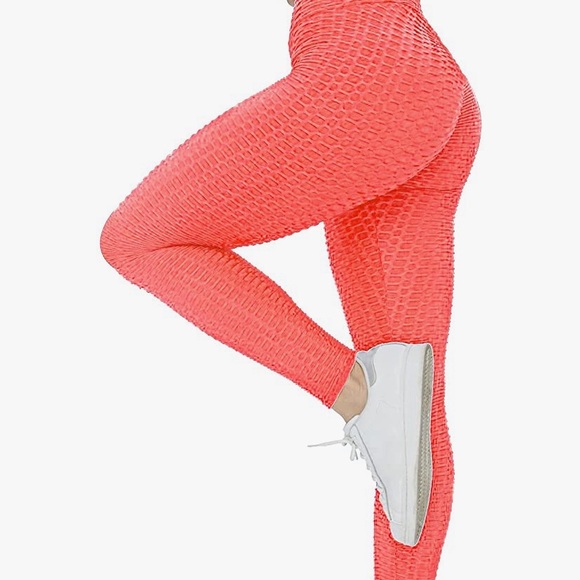 2 tiktok leggings/super stretchy and comfy - Picture 2 of 3